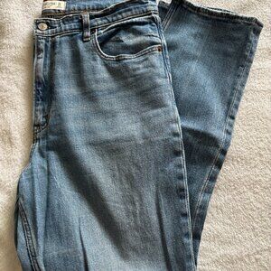 Abercrombie 90's slim straight ultra high rise size 14 tall jeans